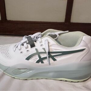 Asics White and Light Gray Women’s hard court tennis shoe